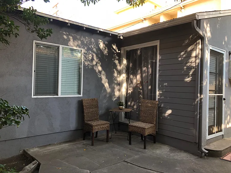 639 E Santa Anita Ave — Photo 9