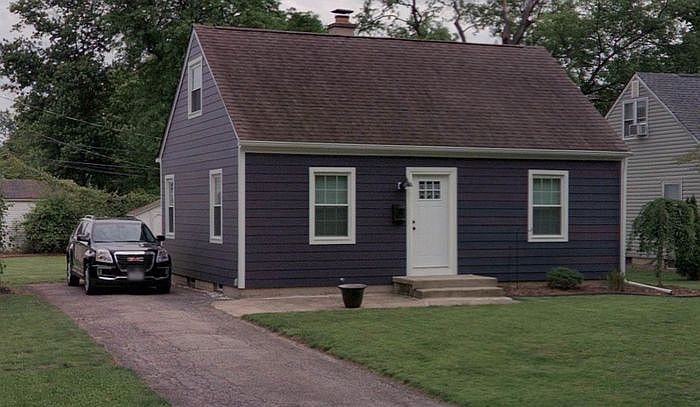 1st image of 885 Sells Ave