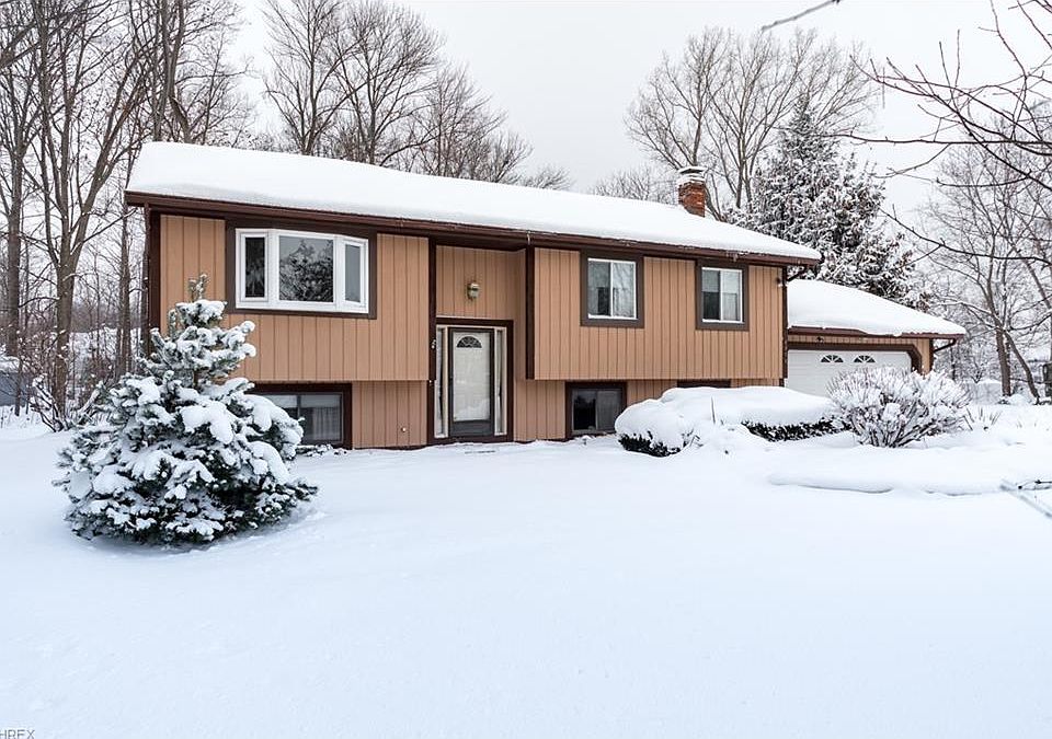 1st image of 4058 Castlewood Ct