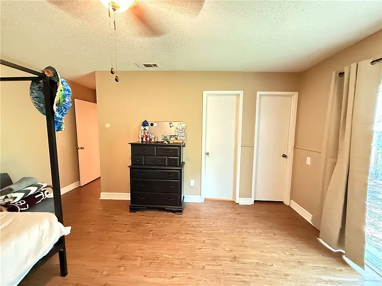 1609 Lemon Tree Ln — Photo 14