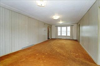 5th image of 2691 Michigan Ave W