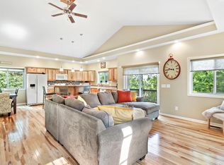 N3370 Forest Rd, Lake Geneva, WI 53147