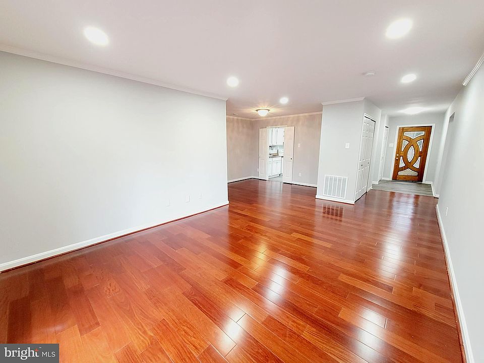 1st image of 126 Kettle Ct #10-9F