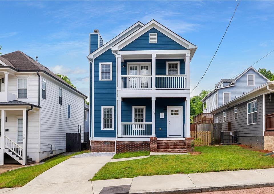 1st image of 137 Richmond St SE