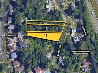 13 Suffolk Trl, Yonkers, NY 10710