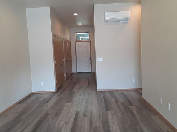 4th image of 5915 Lake Grove St SW #B1-304