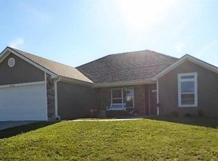 1010 Dagen Ln, Junction City, KS 66441