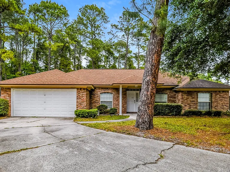 283 Springfield Ct — Photo 1