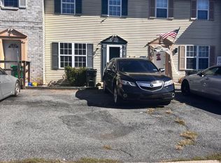 511 Old Forge Dr, Bath, PA 18014