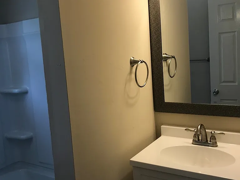 808 Bedford Dr — Photo 13