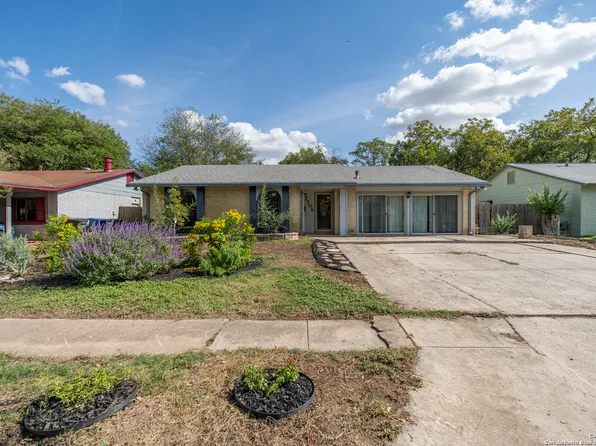 7706 PIPERS CREEK ST, San Antonio, TX 78251