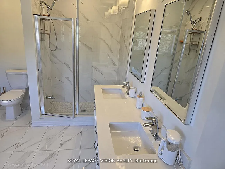 33 Bremner St — Photo 16