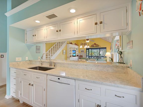 5th image of 1241 Ferry Rd #1A