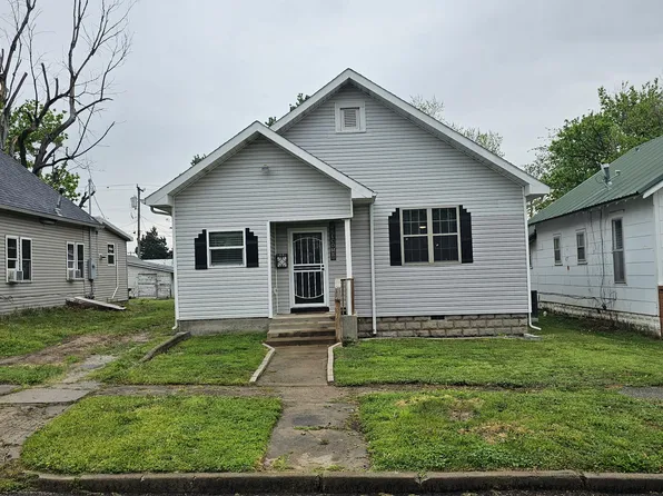 613 8th Street, Monett, MO 65708