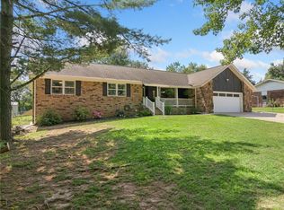 3902 Layton Dr, Harrison, AR 72601