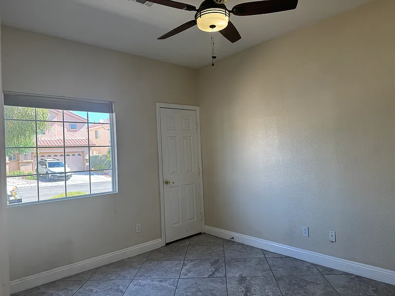 43 Mesquite Village Cir — Photo 3