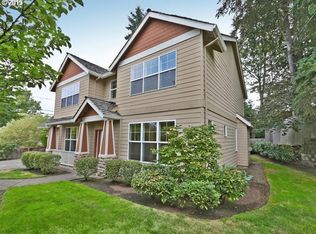 6620 SW Amber Ln, Portland, OR 97225