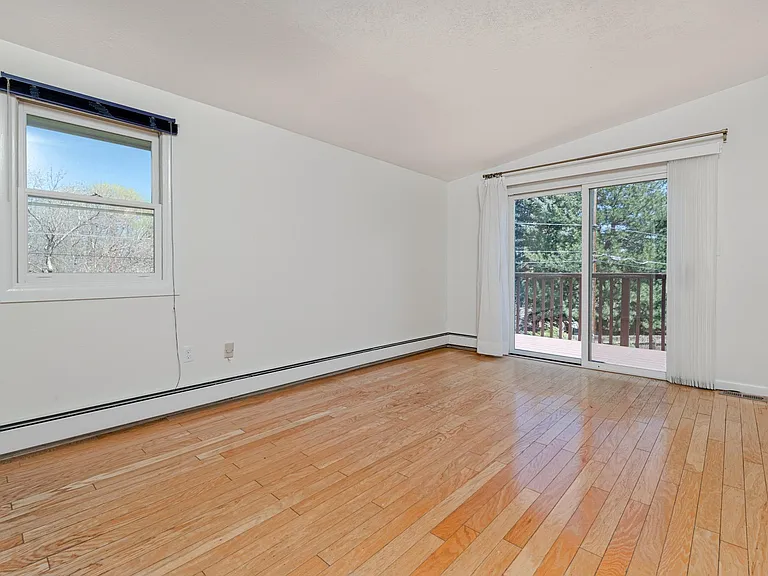 565 Jack Pine Ct — Photo 26