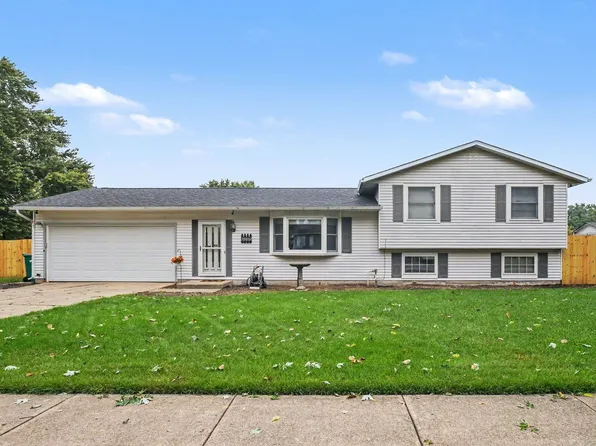 3002 Blanchard Dr, Mishawaka, IN 46544