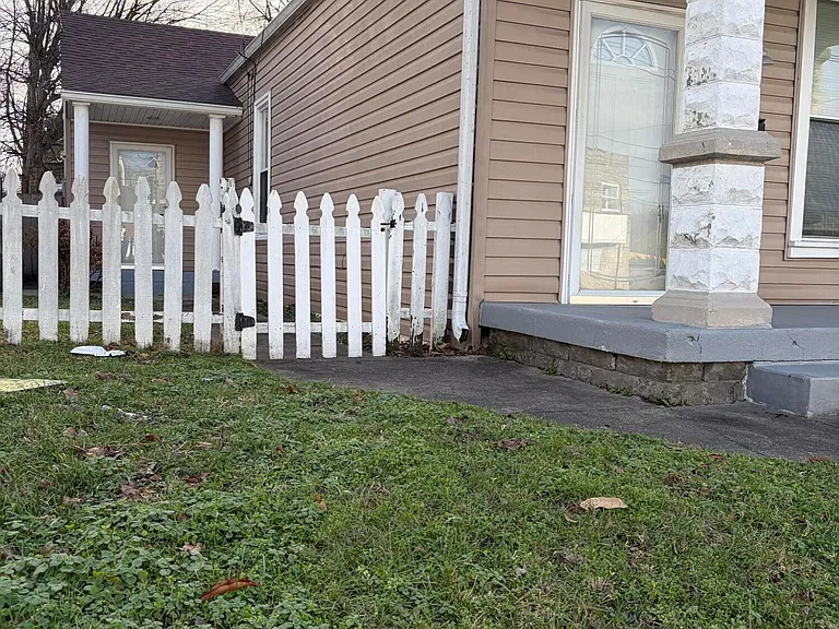 604 Winkler Ave — Photo 22