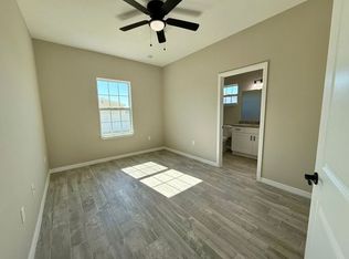 805 E Aimee St, Forney, TX 75126