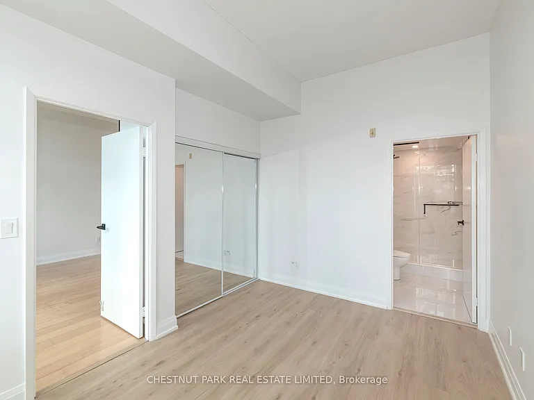 1901 Yonge St #302 — Photo 9