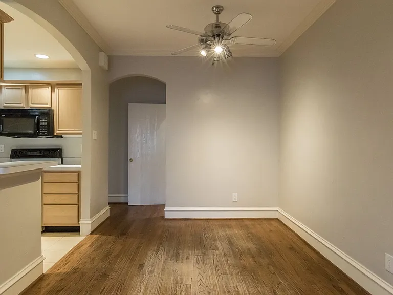3904 Brandon Park Dr — Photo 7