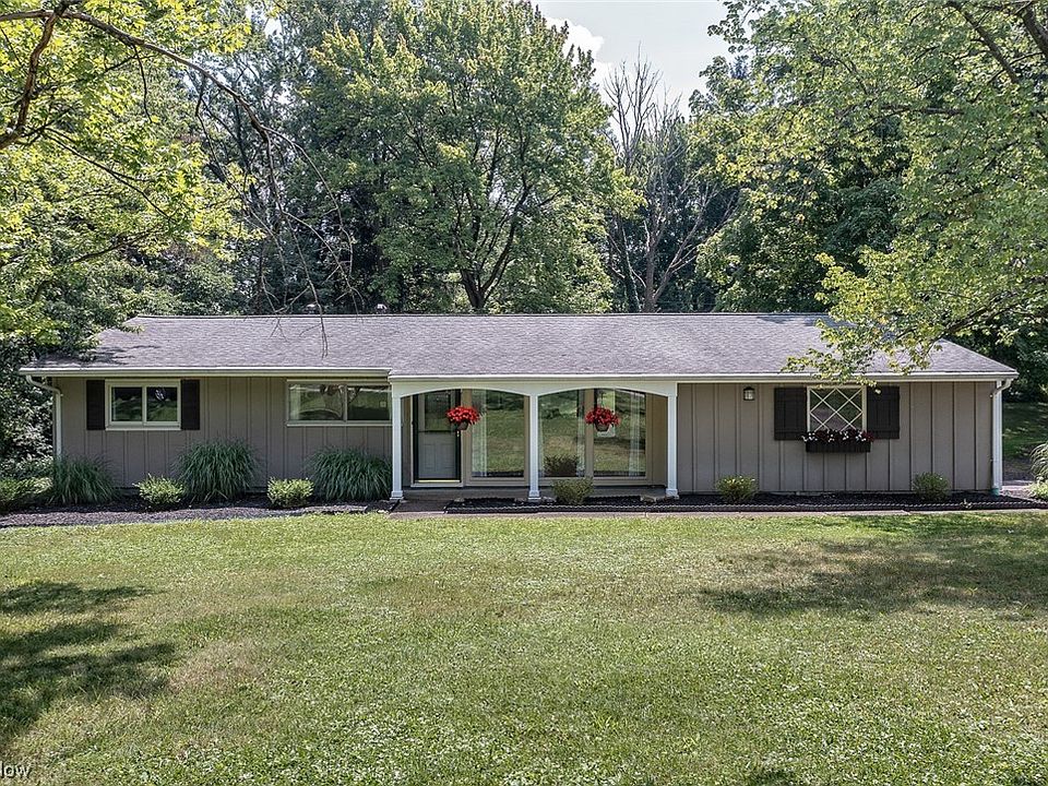 1st image of 6822 Greenbrier Dr