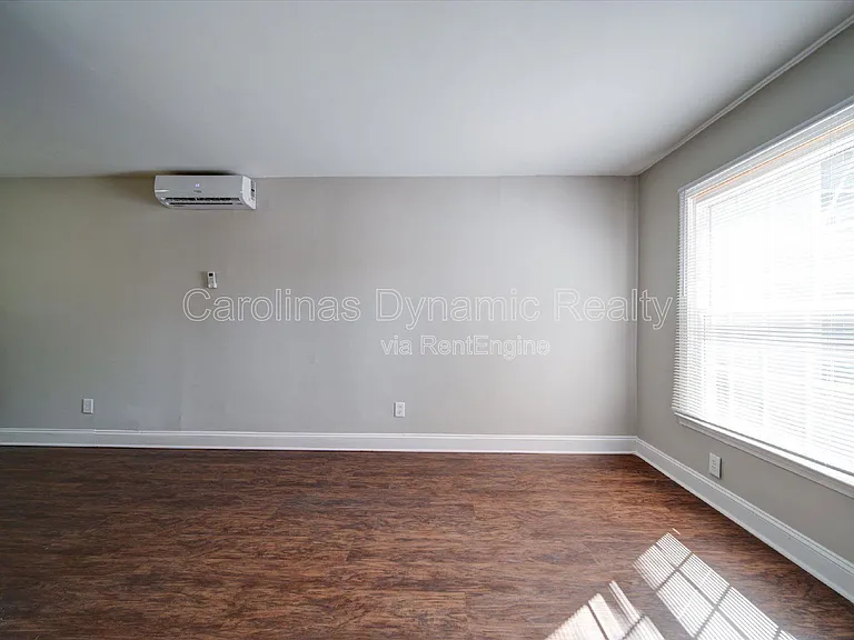 321 S Gardner Ave #6 — Photo 6