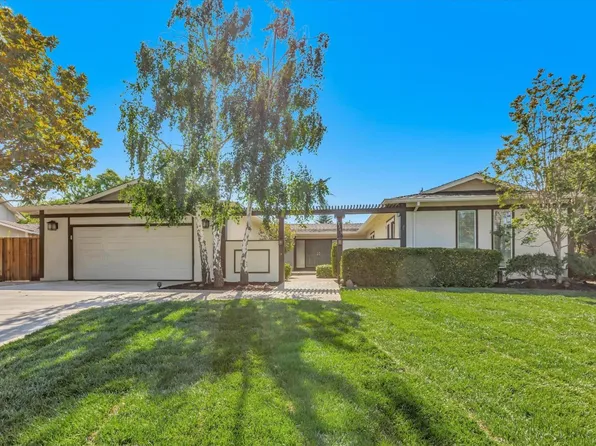 12305 Walden Ct, Saratoga, CA 95070