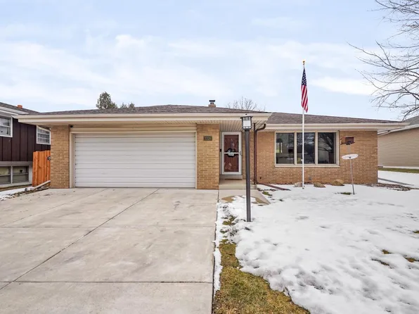 3326 Monarch DRIVE, Racine, WI 53406