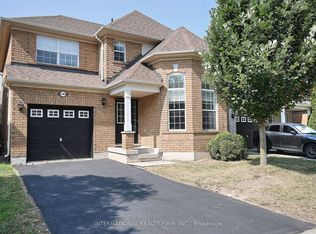 2382 Falkland Cres, Oakville, ON L6M 4Y1