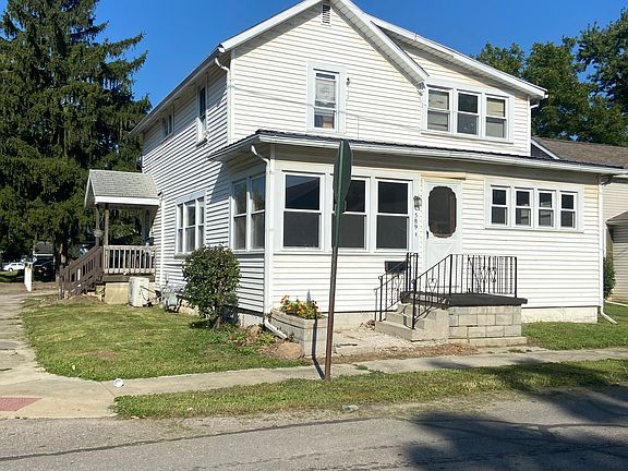 This shows front door for this apartment