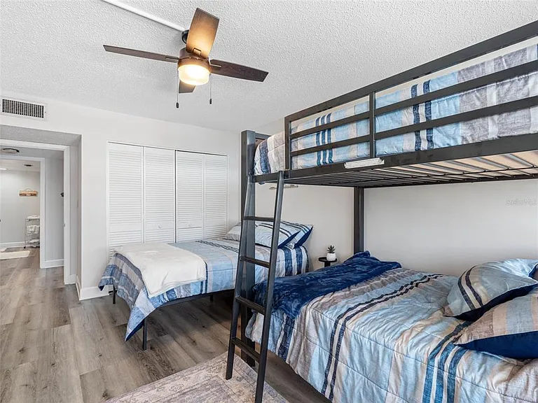 1460 Gulf Blvd #308 — Photo 32