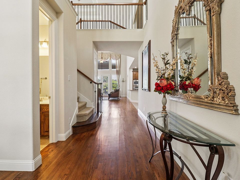 8316 Lindsay Gdns, The Colony, TX 75056 | MLS #21271988 | Zillow