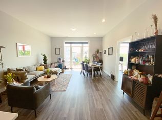 3220 N Lincoln Ave #503, Chicago, IL 60657