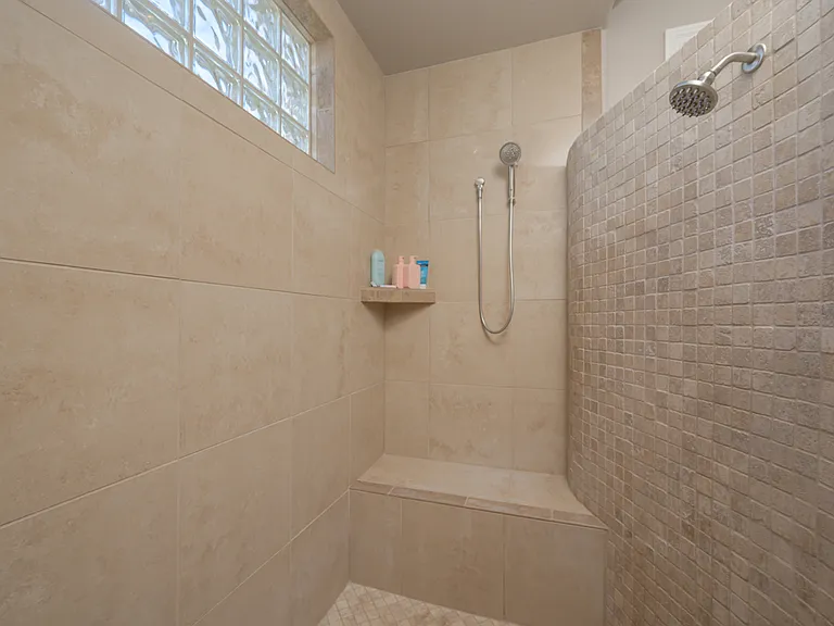 1362 Pioneer Trl — Photo 40
