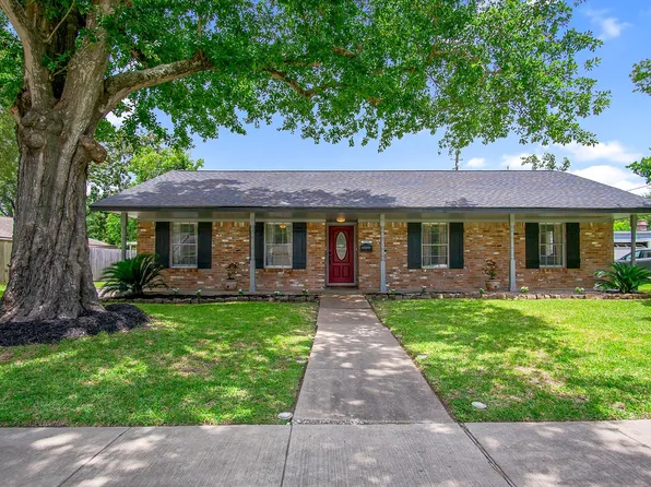 10307 Catlett Ln, La Porte, TX 77571