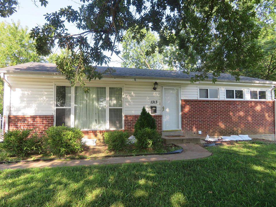 1st image of 1313 Arrowhead Dr