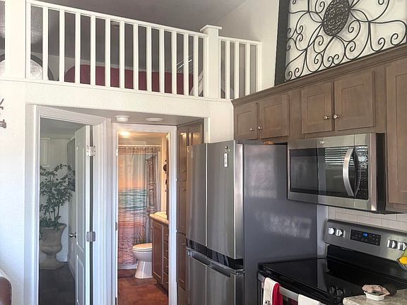 4th image of 1534 Beachcomber Blvd #H14