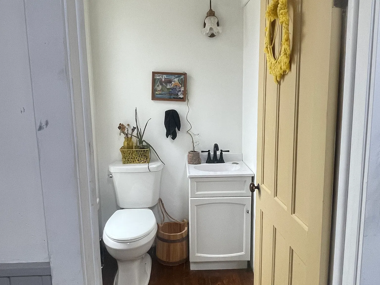 3 bed, 2072 sqft, $2,500 — Photo 3
