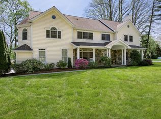 200 Palmer Hill Rd, Old Greenwich, CT 06870