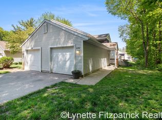 230 Hunters Ln NE, Rockford, MI 49341