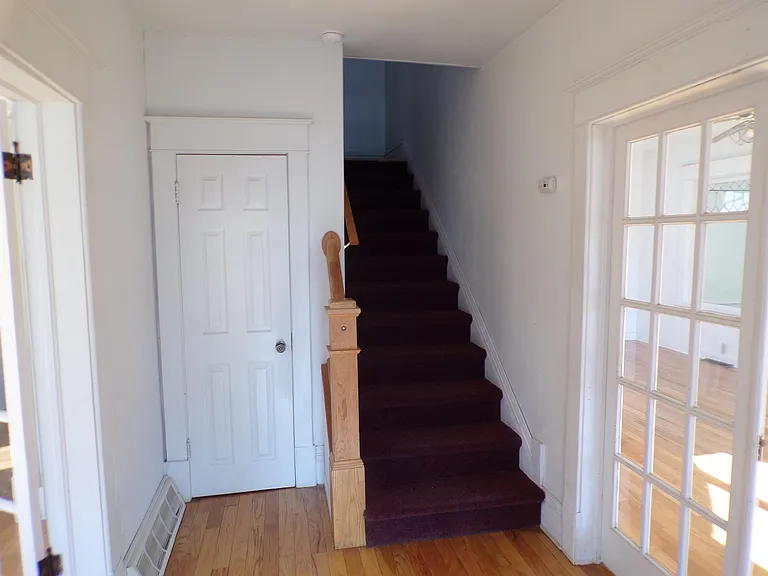 132 Union St — Photo 12