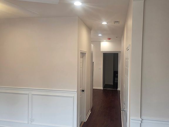 5th image of 11815 S Sangamon St #2