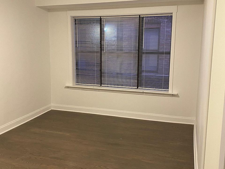 1st image of 4409 N Drake Ave #3