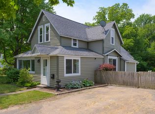 632 Broadway St, South Haven, MI 49090