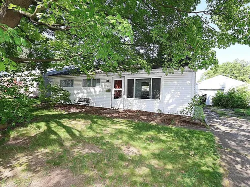 4027 Woodvale Dr Photo 1