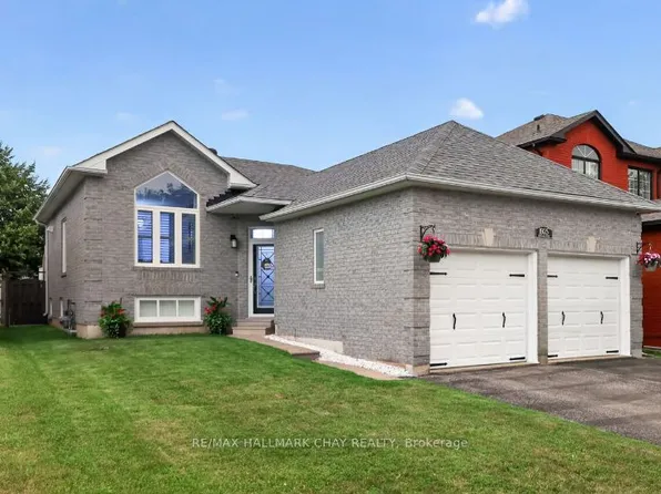 1925 Emerald Ct, Innisfil, ON L9S 2A4