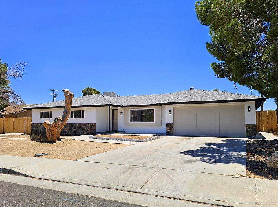 1st image of 817 W Wasp Ave